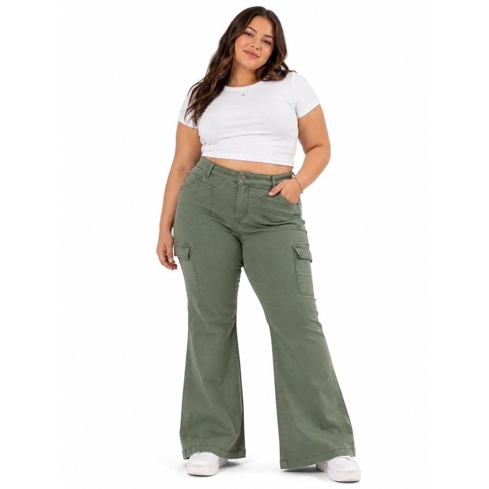 No Boundaries Green Cargo Flare Pants Juniors Size 15 Y2K Stretch Utility